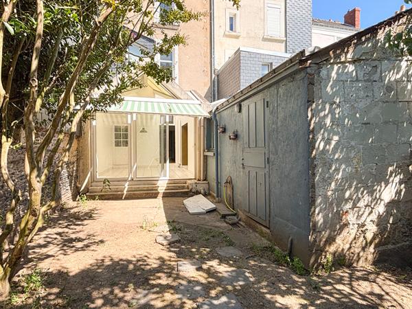 ANGERS Lafayette / Gare : Maison angevine de 140 m², 4 chambres avec jardin, grenier aménageable et cave !