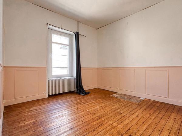 ANGERS Lafayette / Gare : Maison angevine de 140 m², 4 chambres avec jardin, grenier aménageable et cave !