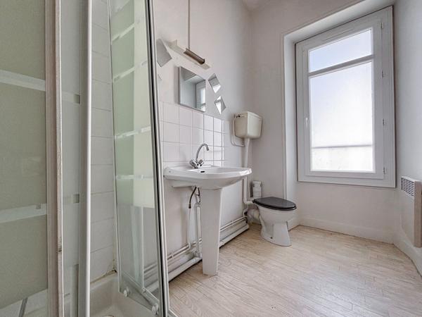 ANGERS Lafayette / Gare : Maison angevine de 140 m², 4 chambres avec jardin, grenier aménageable et cave !