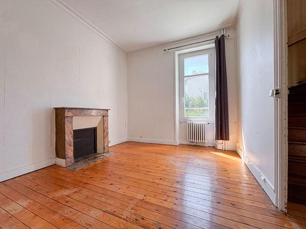 ANGERS Lafayette / Gare : Maison angevine de 140 m², 4 chambres avec jardin, grenier aménageable et cave !