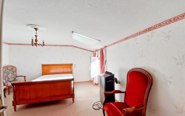 Maison à vendre    7 pièces •  Marseillan