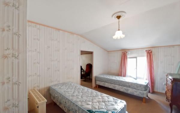 Maison à vendre    7 pièces •  Marseillan