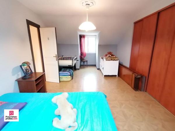 Proche de SEES L'EVECHE (61500)  PROPRIETE , 9 pièce(s)  220 m2 environ, 5 chambres, PRIX  239 000, honoraires 4,82% inclus à la charge de l'acquéreur, soit  228 000 hors honoraires