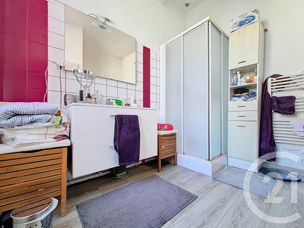 Appartement F4 à vendre  4 pièces - 98,40 m2 ROCHEFORT - 17