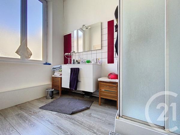 Appartement F4 à vendre  4 pièces - 98,40 m2 ROCHEFORT - 17