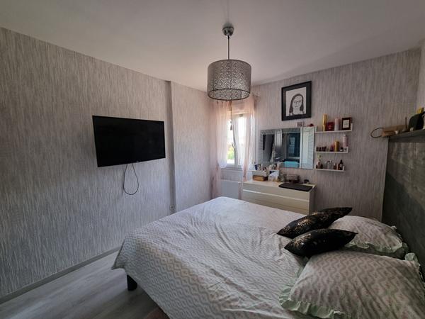 À Narbonne, maison 4 chambres avec garage et terrain