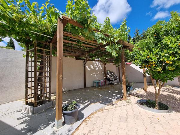 À Narbonne, maison 4 chambres avec garage et terrain
