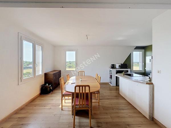 Maison 4 pièces à vendre au Mesnil en Vallée - 3 chambres - Sous-sol et jardin