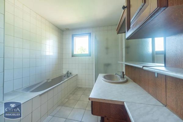 Maison à vendre 6 pièces 166m² Viriat (01440)