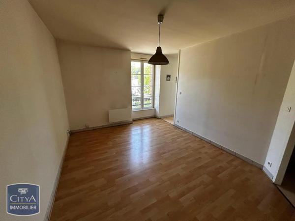 Appartement à louer 2 pièces 37.83m² Cholet (49300)