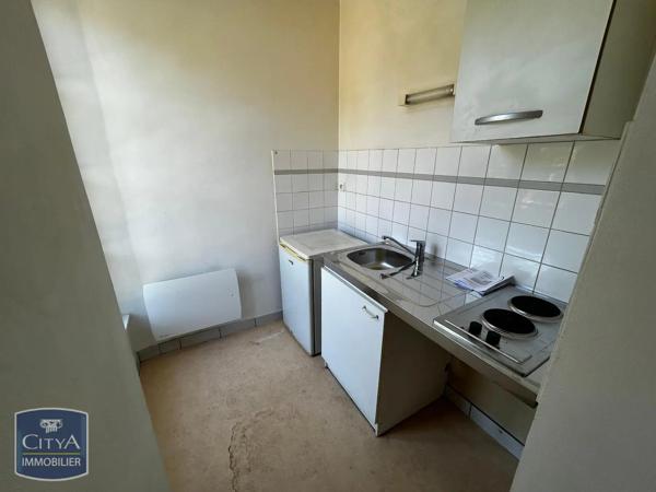 Appartement à louer 2 pièces 37.83m² Cholet (49300)