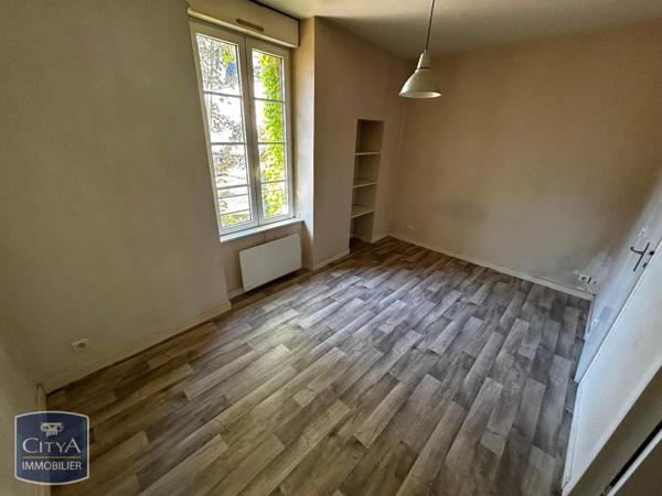 Appartement à louer 2 pièces 37.83m² Cholet (49300)