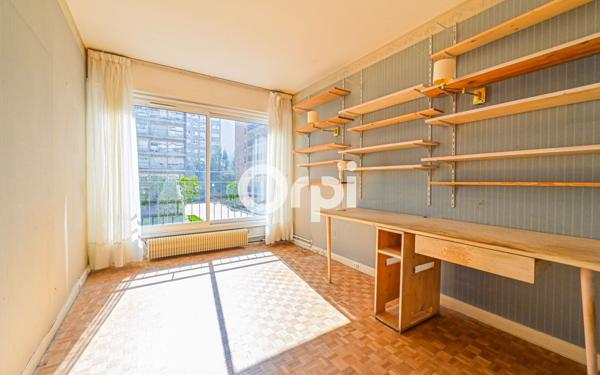 Appartement à vendre    3 pièces • 76,35 m2 Paris 11