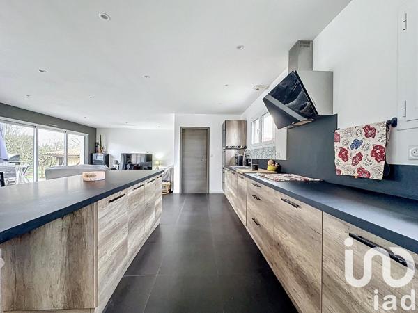 Maison à vendre 4 pièces 124 m² Sadirac
