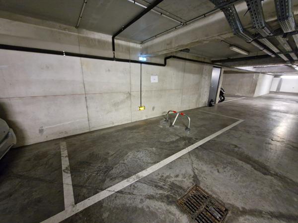 A VENDRE : Parking de 15m2 à l'allée des pins 13009 Marseille