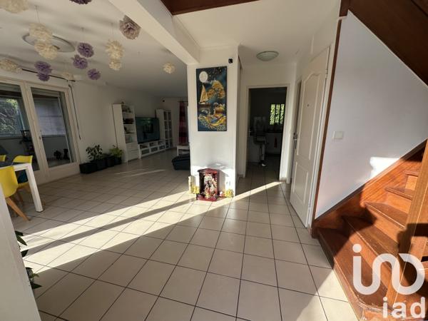 Maison à vendre 7 pièces 130 m² Savigny-le-Temple