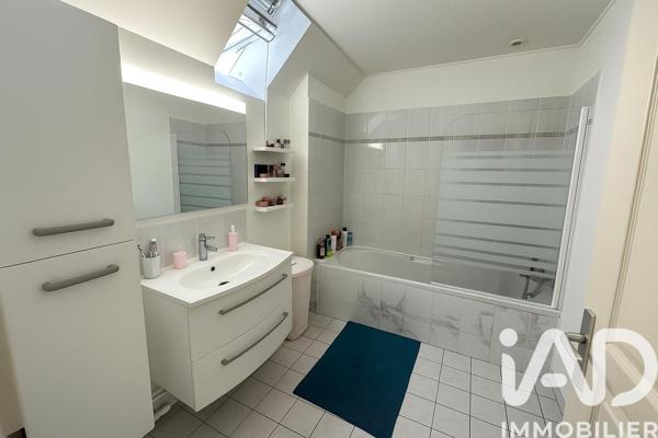 Maison à vendre 7 pièces 130 m² Savigny-le-Temple