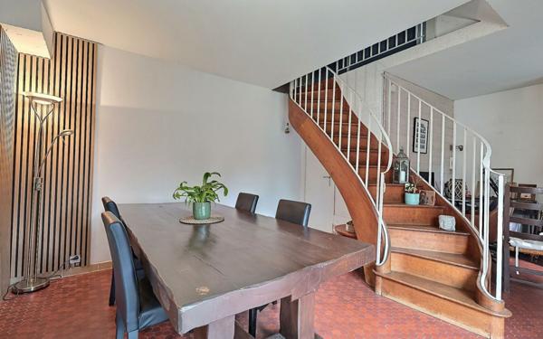 Maison à vendre    5 pièces •  Soisy-sur-Seine