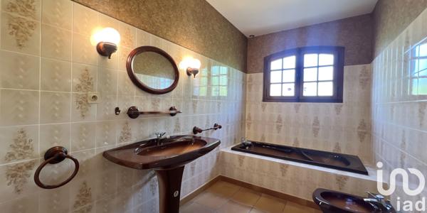 Maison à vendre 6 pièces 192 m² Pont-Saint-Esprit