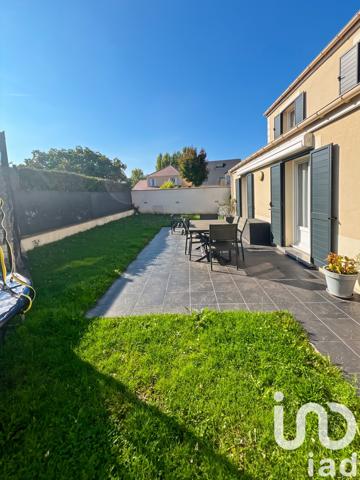 Maison à vendre 4 pièces 101 m² Brie-Comte-Robert