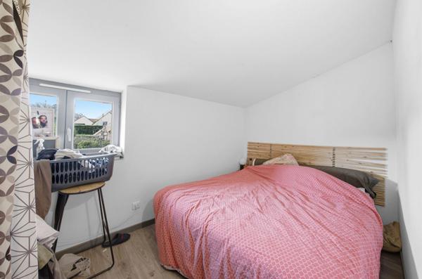 A vendre: Très Belle Maison en Pierre à Dracy-le-Fort de 5 pièces plus deux appartements