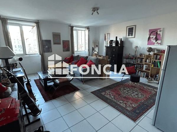 À vendre Appartement 2 pièces 47 m² - Marseille 13006