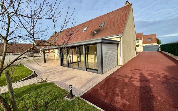 Maison à vendre    5 pièces •  Pussay