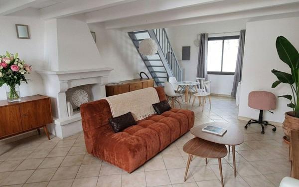 Maison à vendre    3 pièces •  Nîmes