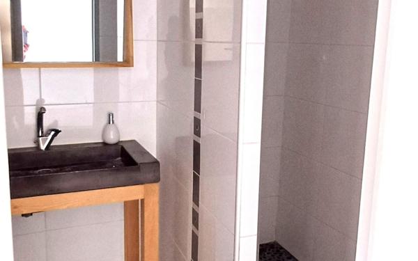 Maison à vendre    3 pièces •  Nîmes