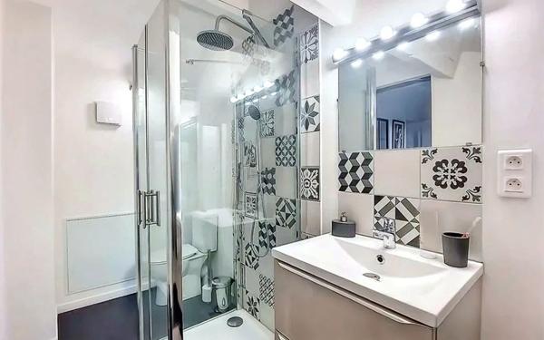 Maison à vendre    3 pièces •  Nîmes