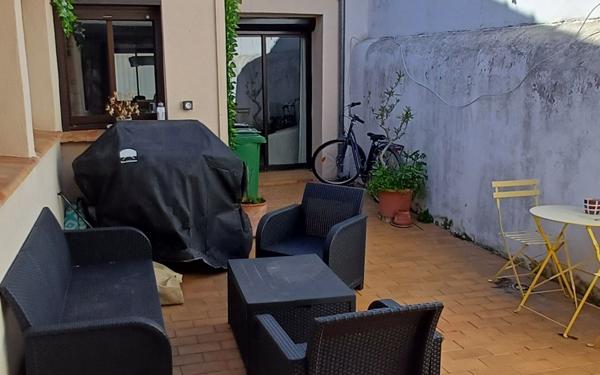 Maison à vendre    3 pièces •  Nîmes