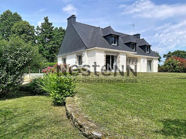 A VENDRE - Propriété de 235 m² sur 5 460 m² de terrain constructible avec fort potentiel