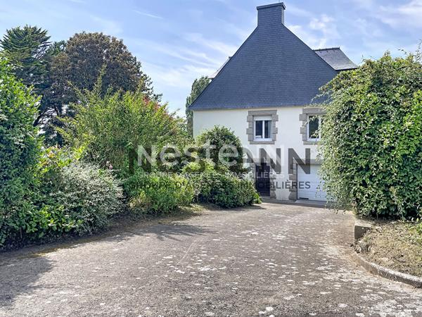 A VENDRE - Propriété de 235 m² sur 5 460 m² de terrain constructible avec fort potentiel