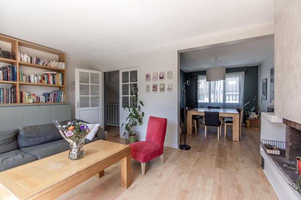 Maison Sainte Genevieve Des Bois 7 pièce(s) 138 m2 hab - 152 m² au sol