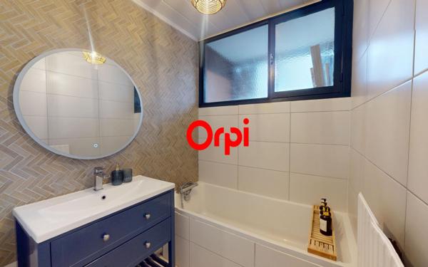 Appartement à vendre    3 pièces • 66,02 m2 Rillieux-la-Pape