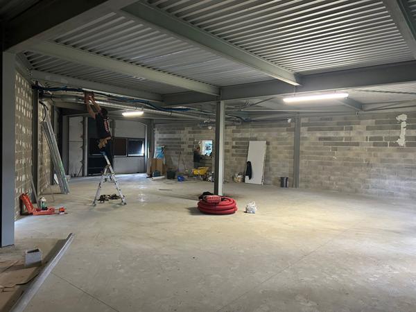 Local commercial Colomiers 189.96 m2