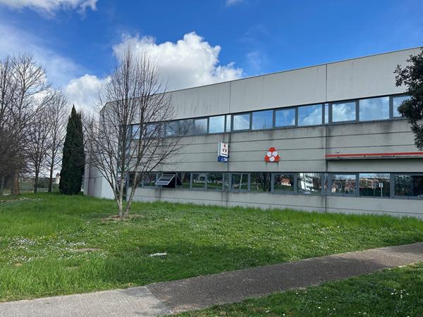 Local commercial Colomiers 189.96 m2