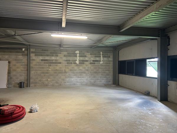 Local commercial Colomiers 189.96 m2