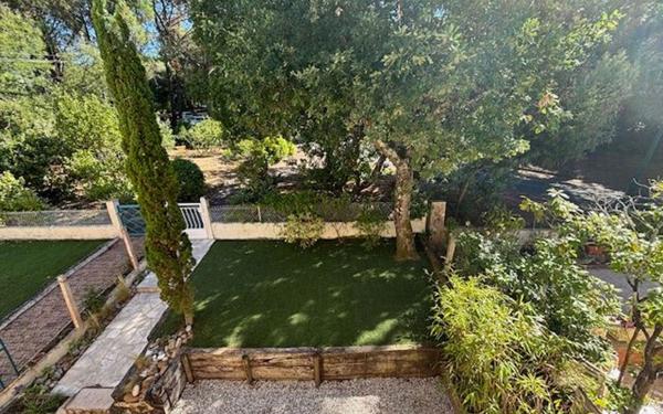 Maison à louer    5 pièces •  Arcachon