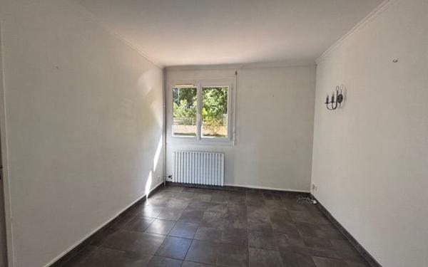 Maison à louer    5 pièces •  Arcachon