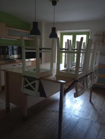 local commercial avec appartement à vendre AIRVAULT (79)