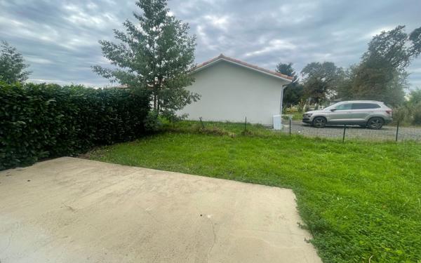 Maison à louer    2 pièces •  Hinx