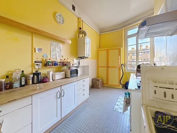 Location appartement Nantes : 1 001 € - AJP Immobilier Nantes Ouest