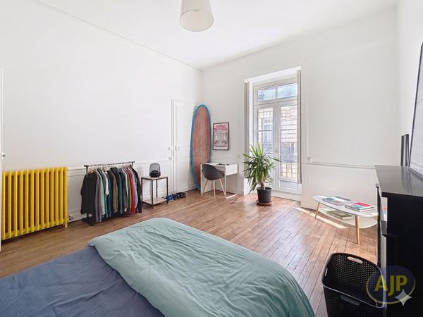 Location appartement Nantes : 1 001 € - AJP Immobilier Nantes Ouest