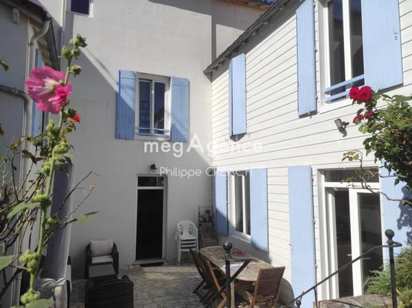 Maison à SAINT-JEAN-D'ANGELY, 17400 - 6 pièces 158m²