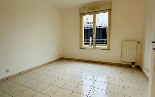 Appartement à louer    2 pièces • 37,70 m2 Puteaux