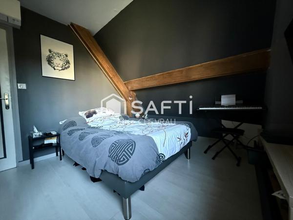 Maison individuelle, plein coeur Charnay, piscine