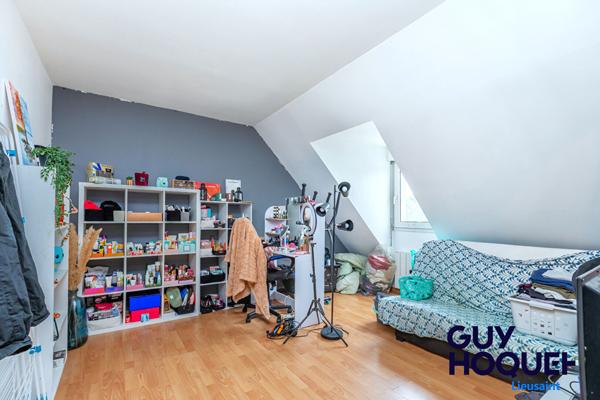 Appartement 4 pièces (91 m²) à vendre à MOISSY CRAMAYEL box+place de parking