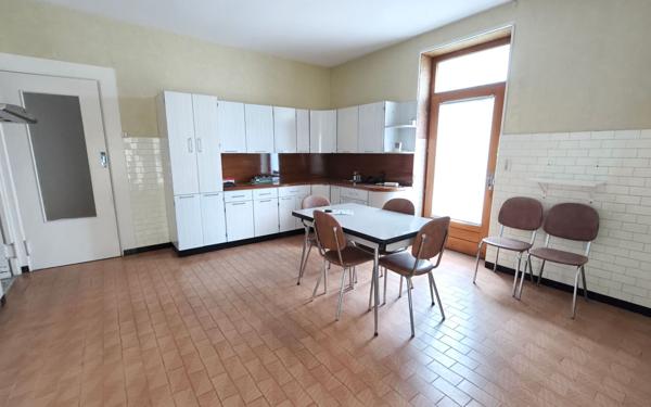 Maison à vendre    7 pièces • 179,63 m2 Varces-Allières-et-Risset