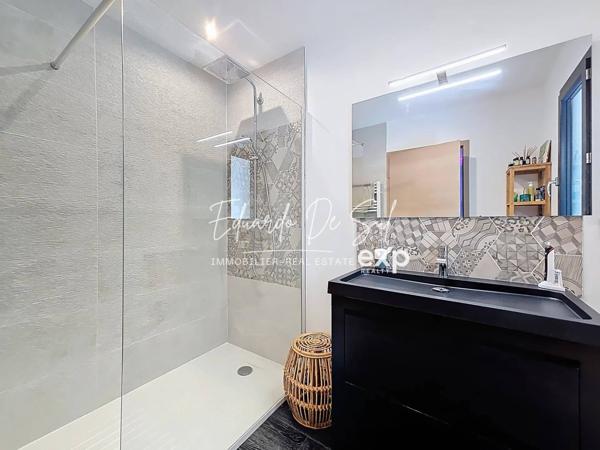 Exceptionnelle maison contemporaine R+1 de 142m², 3 chambres, avec garage